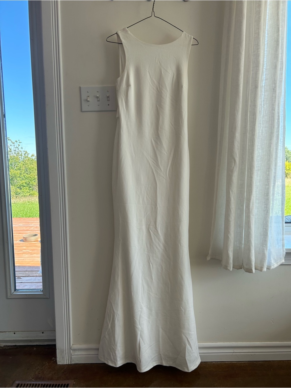 Lulus White Sleeveless Maxi Dress